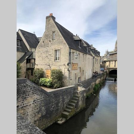 Studio Cocooning Au Pied De La Cathedrale Bayeux Eksteriør billede