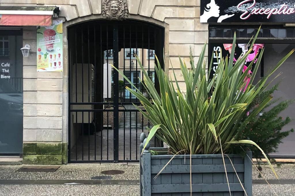 Studio Cocooning Au Pied De La Cathedrale Bayeux Eksteriør billede